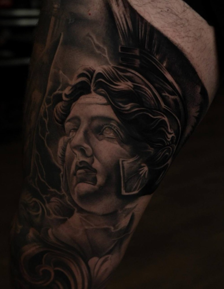 Greek statue woman